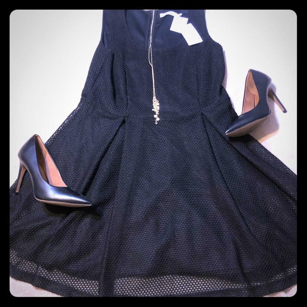 ‼️ FREE SHIPPING!! Black fit and flare dress ‼️